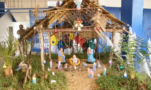 திண்டுக்கல் மாவட்டத்தில் கொட்டும் பனியில் கிறிஸ்துமஸ் சிறப்பு பிரார்த்தனை