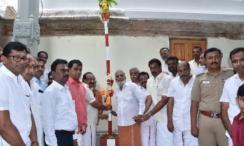 பழனி கோவிலில் கும்பாபிஷேகத்திற்கு முகூர்த்தக்கால் ஊன்றும் நிகழ்ச்சி அமைச்சர்கள் பங்கேற்பு