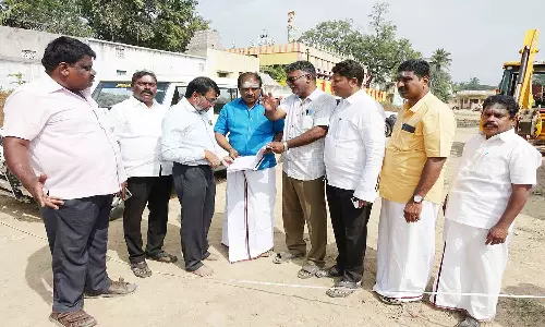 வெள்ள தடுப்பு சுவர் கட்டும் பணியை விரைந்து முடிக்க நடவடிக்கை