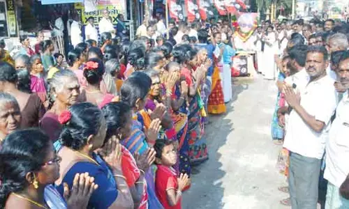 எம்.ஜி.ஆர். நினைவு நாள் அனுசரிப்பு