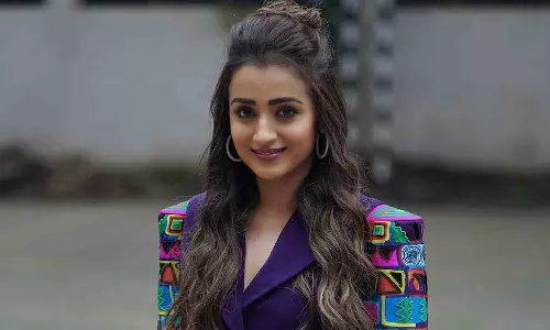 எனக்கும் அரசியலுக்கும் துளியளவும் சம்மந்தம் இல்லை- நடிகை திரிஷா