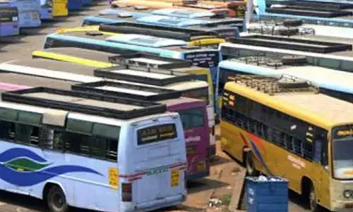 ஆம்னி பஸ்களில் அதிரடி சோதனை- 9 பயணிகளுக்கு கூடுதல் கட்டணம் திருப்பி வழங்கப்பட்டது