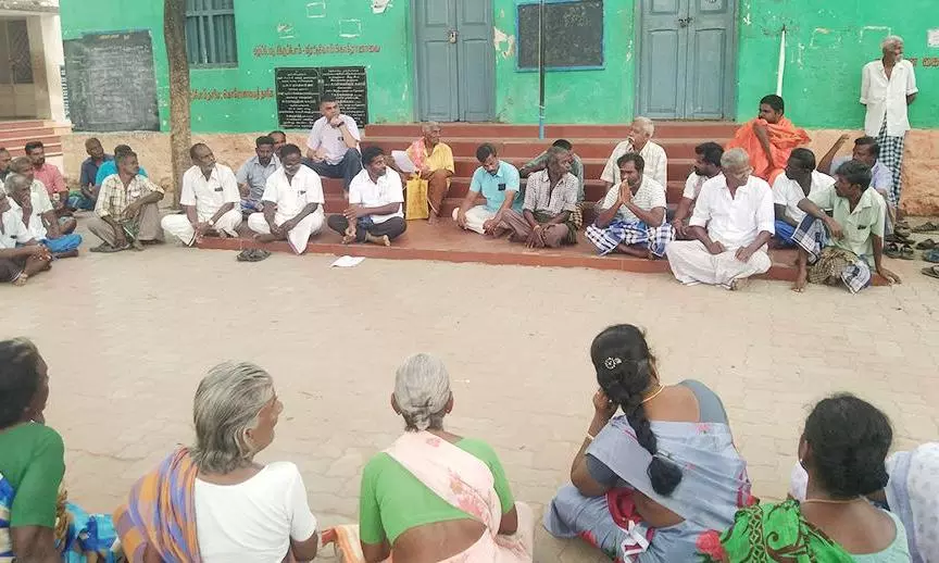 ஆக்கிரமிப்பை அகற்ற பொதுமக்கள் எதிர்ப்பு