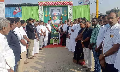 பல்லடத்தில் எம்.ஜி.ஆர். நினைவுநாள் நிகழ்ச்சி