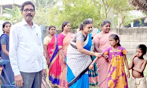 இடைநின்ற மாணவர்கள் கணக்கெடுக்கும் பணி