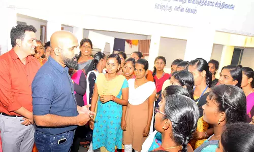 அரசு மாணவிகள் விடுதியில் காய்கறி தோட்டம் அமைப்பு