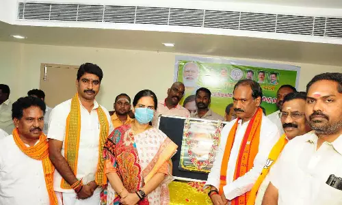 வாஜ்பாய் பிறந்தநாள் கொண்டாட்டம்