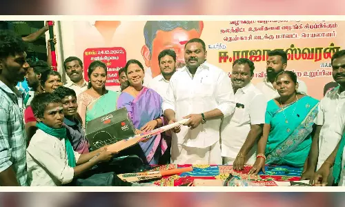 சங்கரன்கோவிலில் தி.மு.க. சார்பில் நலத்திட்ட உதவிகள்-ராஜா எம்.எல்.ஏ. வழங்கினார்