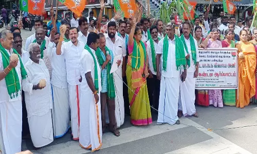 நாகர்கோவிலில் இன்று கரும்பு-தேங்காயுடன் பா.ஜனதா விவசாய அணியினர் ஆர்ப்பாட்டம்