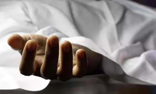 மதுரவாயலில் சாலையோரம் கிடந்த வாலிபர் பிணம்