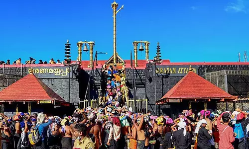 சபரிமலை ஐயப்பன் கோவிலுக்கு ரூ.223 கோடி வருமானம்