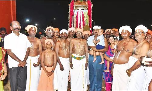 திருச்செந்தூர் அய்யா வைகுண்டர் அவதாரபதியில் பட்டாபிஷேக திருஏடு வாசிப்பு திருவிழா