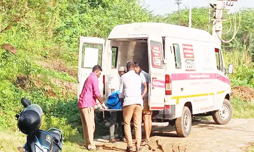 ஏரியில் ஆண் பிணம் மீட்பு