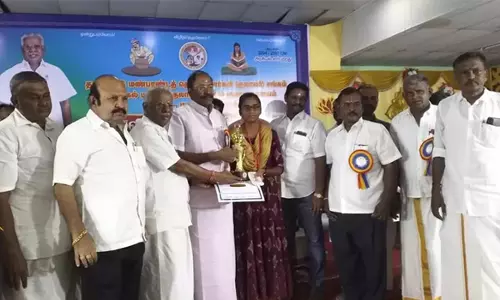 மாணவ, மாணவிகளுக்கு பரிசளிப்பு விழா