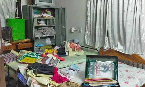 வள்ளியூரில் பள்ளி ஆசிரியை வீட்டில் ரூ.1 லட்சம்  கொள்ளை