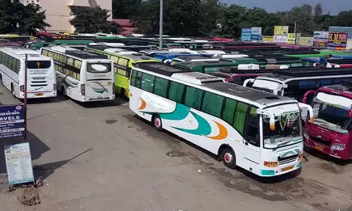 விதிமுறை மீறி இயக்கிய 42 ஆம்னி பஸ்களுக்கு அபராதம்