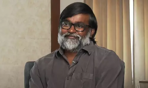 துணை என்பது கானல் நீர்.. நெருங்க நெருங்க தூரம் ஓடும்.. இயக்குனர் செல்வராகவன் பதிவு