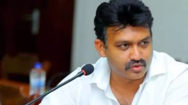 சீனாவிற்கு கொடுக்க வேண்டிய கடனால் இலங்கை பொருளாதாரம் வீழ்ச்சி அடைந்தது- செந்தில் தொண்டமான் பேட்டி சீனாவிற்கு கொடுக்க வேண்டிய கடனால் இலங்கை பொருளாதாரம் வீழ்ச்சி அடைந்தது- செந்தில் தொண்டமான் பேட்டி