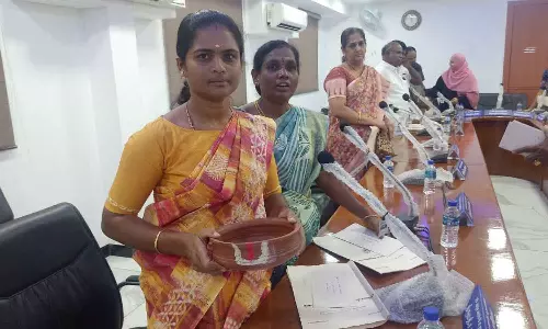 தமிழக அரசிடம் இருந்து அதிக நிதி ஒதுக்கீடு பெற்று பல்லடம் நகராட்சியை முதன்மை நகராட்சியாக மாற்ற வேண்டும் - கவுன்சிலர்கள் வலியுறுத்தல்