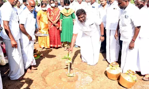 வேப்பூர் ஒன்றியத்தில் ரூ.5.83 கோடியில் பல்வேறு வளர்ச்சித்திட்ட பணிகள்