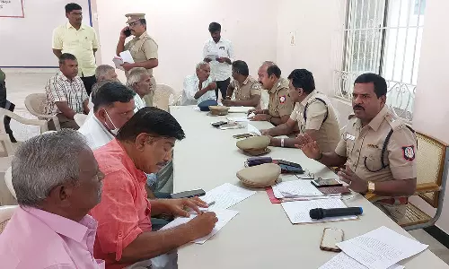 காவல்துறை சார்பில் குறைதீர்க்கும் முகாம்