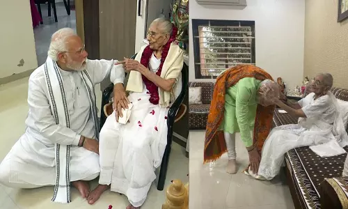 ஒரு புகழ்பெற்ற நூற்றாண்டு கடவுளின் காலடியை சேர்ந்துள்ளது: பிரதமர் மோடி உருக்கம்