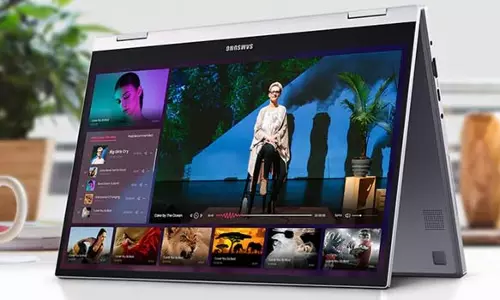 ஃபிளாக்ஷிப் ஸ்மார்ட்போன்களுடன் புது கேலக்ஸி லேப்டாப் அறிமுகம் செய்யும் சாம்சங்?