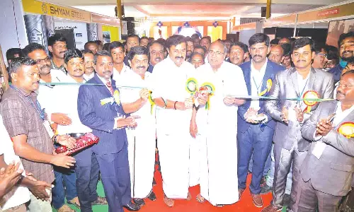 திருப்பூர் சிவில் என்ஜினீயர்ஸ் அசோசியேசன் சார்பில் 200 அரங்கங்களுடன் கட்டுமான பொருட்கள் கண்காட்சி -அமைச்சர் மு.பெ.சாமிநாதன் திறந்து  வைத்தார்