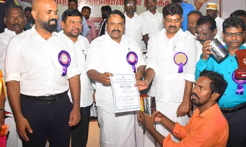 60 பயனாளிகளுக்கு நலத்திட்ட உதவிகள்