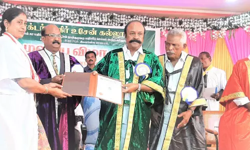 1,150 பேருக்கு  அமைச்சர் பெரியகருப்பன் பட்டம் வழங்கினார்