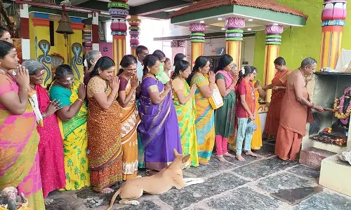 கோவில்பட்டி புற்றுக்கோவிலில் வளர்பிறை அஷ்டமி சிறப்பு பூஜை