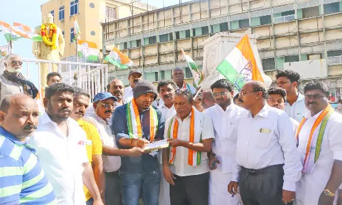 நாகர்கோவிலில் 20 அம்ச கோரிக்கைகளை வலியுறுத்தி காங்கிரஸ் கையெழுத்து இயக்கம்