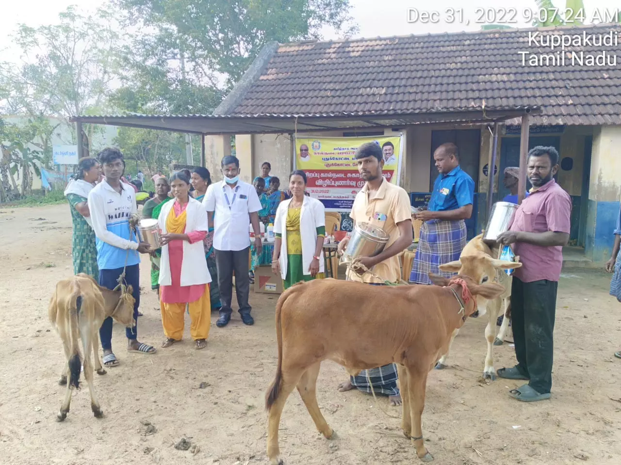 ஆலங்குடியில் கால்நடை சிறப்பு முகாம்
