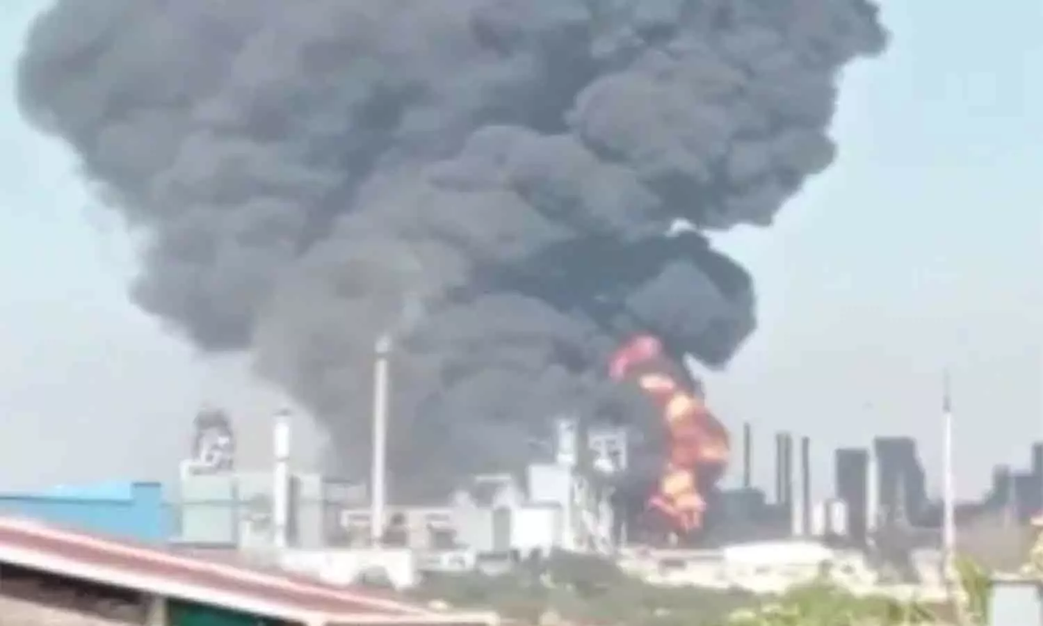 நாசிக் ரசாயன தொழிற்சாலையில் பயங்கர தீ விபத்து- ஒருவர் உயிரிழப்பு