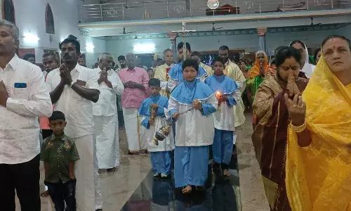 ஆலங்குடி புனித அதிசய அன்னை ஆலயத்தில் புத்தாண்டு சிறப்பு திருப்பலியில்  ஏராளமான கிறிஸ்தவர்கள் பங்கேற்பு