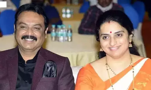 விரைவில் 4-வது திருமணம்.. பிரபல நடிகையை முத்தமிட்டு உறுதி செய்த சர்ச்சை நடிகர்..