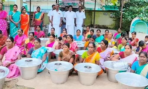 கால்நடை வளர்க்கும் பயனாளிகளுக்கு உபகரணங்கள் வழங்கல்