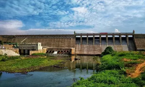 கீழ்பவானி வாய்க்காலுக்கு தண்ணீர் திறப்பு குறைப்பு