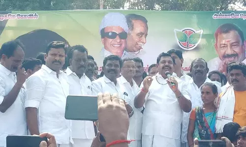 பொங்கல் பரிசு தொகையாக தி.மு.க. அரசு ரூ.5000 வழங்க வேண்டும்- எடப்பாடி பழனிசாமி வலியுறுத்தல்