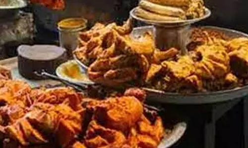 நாமக்கல் ஓட்டலில்  கெட்டுப்போன இறைச்சி பறிமுதல்