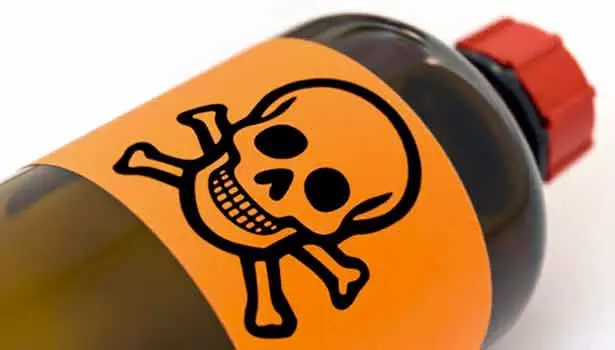 திருவள்ளூரில் விஷம் குடித்து தொழிலாளி தற்கொலை