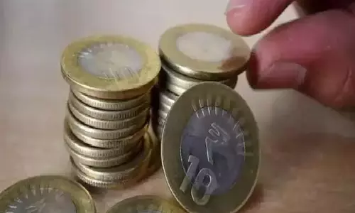 வங்கி, பஸ்-வணிக நிறுவனங்களில் 10 ரூபாய் நாணயங்களை பொதுமக்கள் தயக்கம் இல்லாமல் பயன்படுத்தலாம்: கலெக்டர் தகவல்