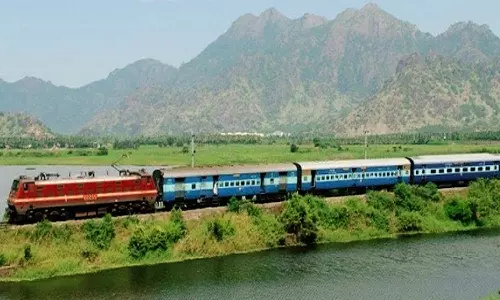 தென்காசி வழியாக இயக்கப்படும் எர்ணாகுளம் - வேளாங்கண்ணி  சிறப்பு ரெயில் சேவை நீட்டிப்பு