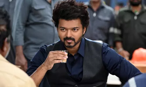 எல்லா இடமும் நம்ம இடம் தான்.. இணையத்தை ஆக்கிரமிக்கும் வாரிசு பட டிரைலர்