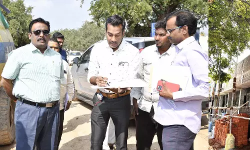 வாரச்சந்தை, வகுப்பறை கட்டும் பணிகளை கலெக்டர் ஆய்வு