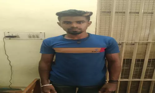 குலசேகரம் அருகே கேரளாவுக்கு கடத்திய 2 ஆயிரம் கிலோ ரேசன் அரிசி பறிமுதல்