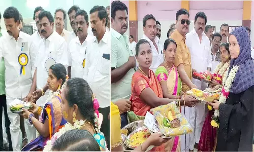 கர்ப்பிணிகளுக்கு வளைகாப்பு