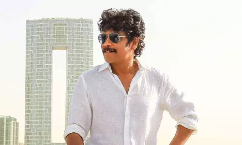 நடிகர் நாகர்ஜுனாவின் 16 வீடுகள் கட்டுமான பணிக்கு அதிகாரிகள் திடீர் தடை