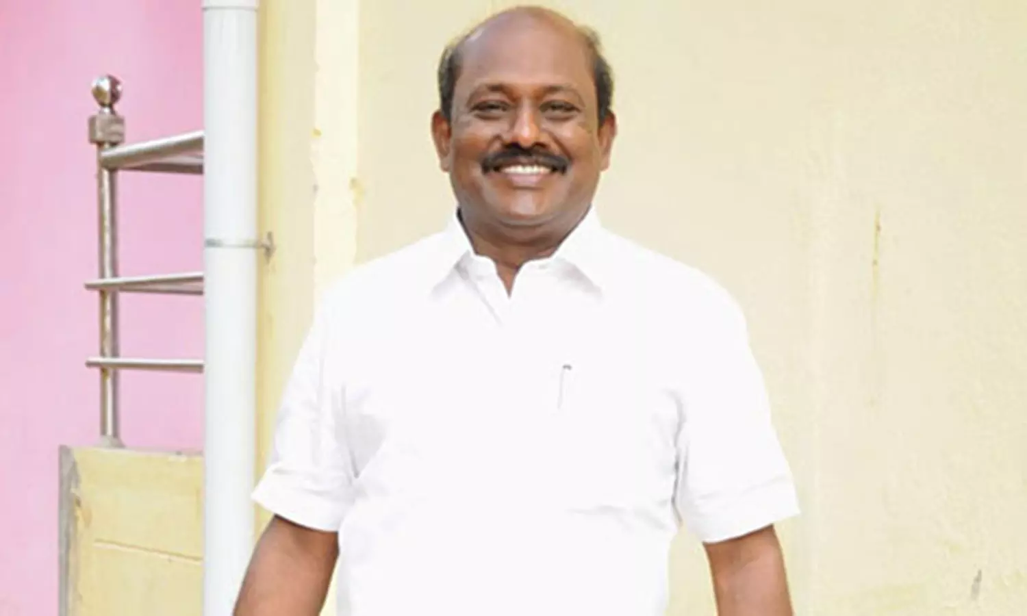 தமிழகத்தில் 24-ந்தேதி வணிகர் சங்கங்களின் பேரமைப்பு ஆர்ப்பாட்டம்: விக்கிரமராஜா அறிவிப்பு