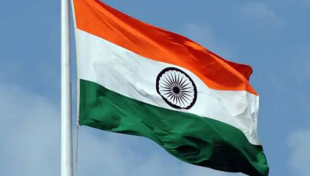 இந்த ஆண்டு குடியரசு தின விழாவை உழைப்பாளர் சிலை அருகே நடத்த ஏற்பாடு